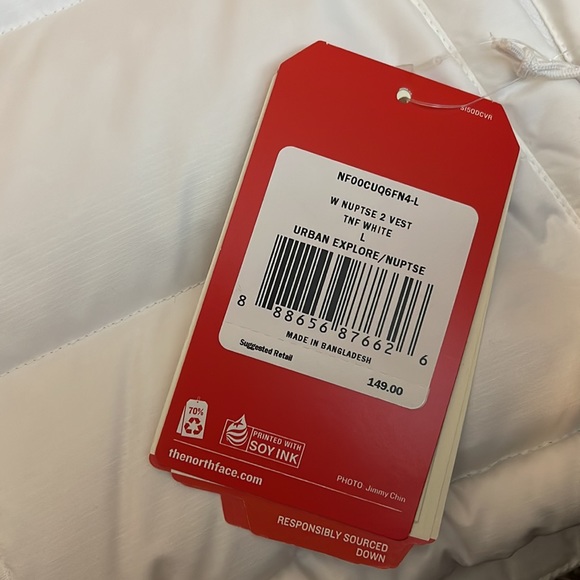 COPY - Brand new Women’s white North face vest - Picture 6 of 6